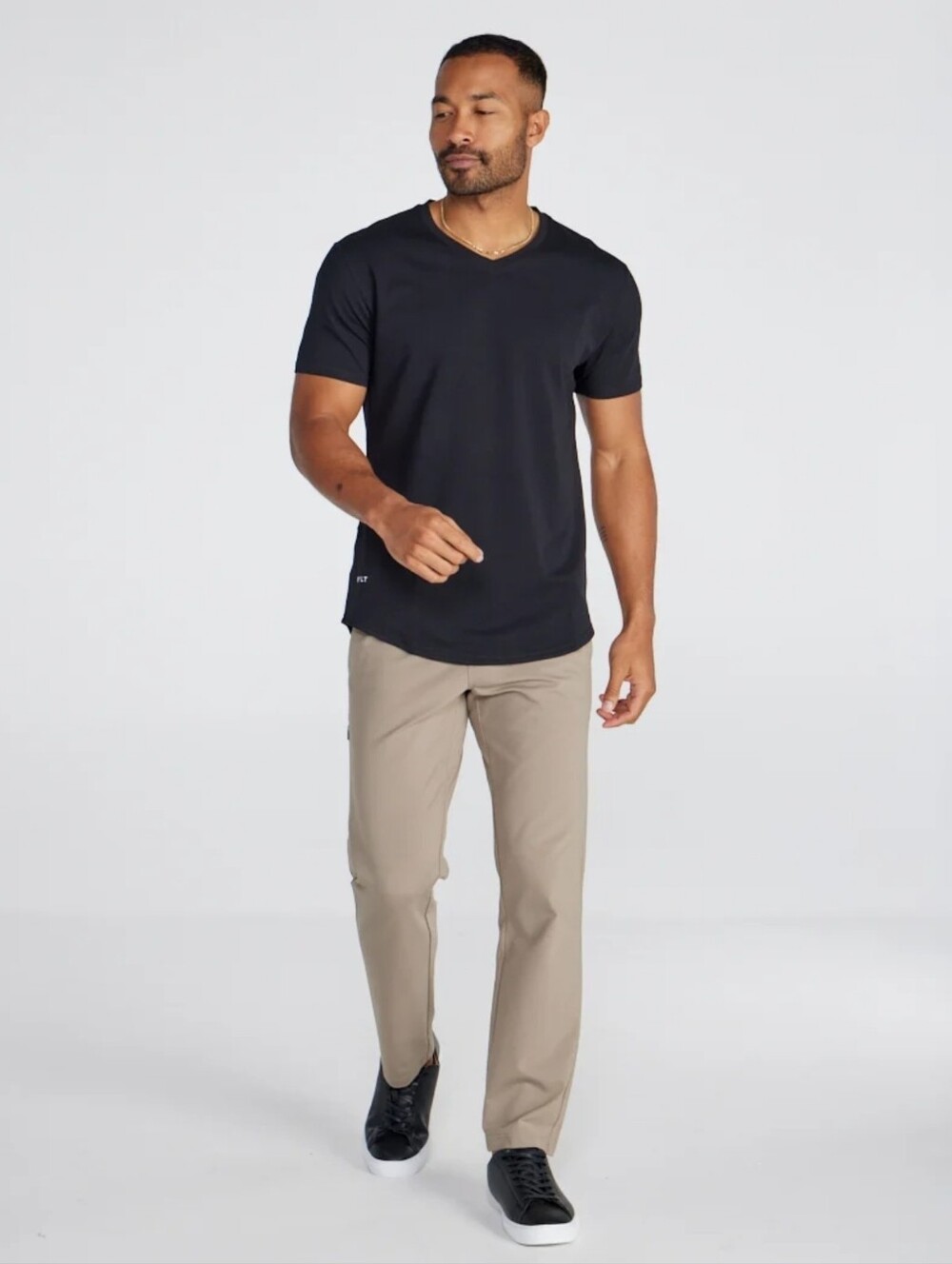 NWT Men’s BYLT “Drop Cut Short Sleeve V-Neck Lux. Size Medium and in color black